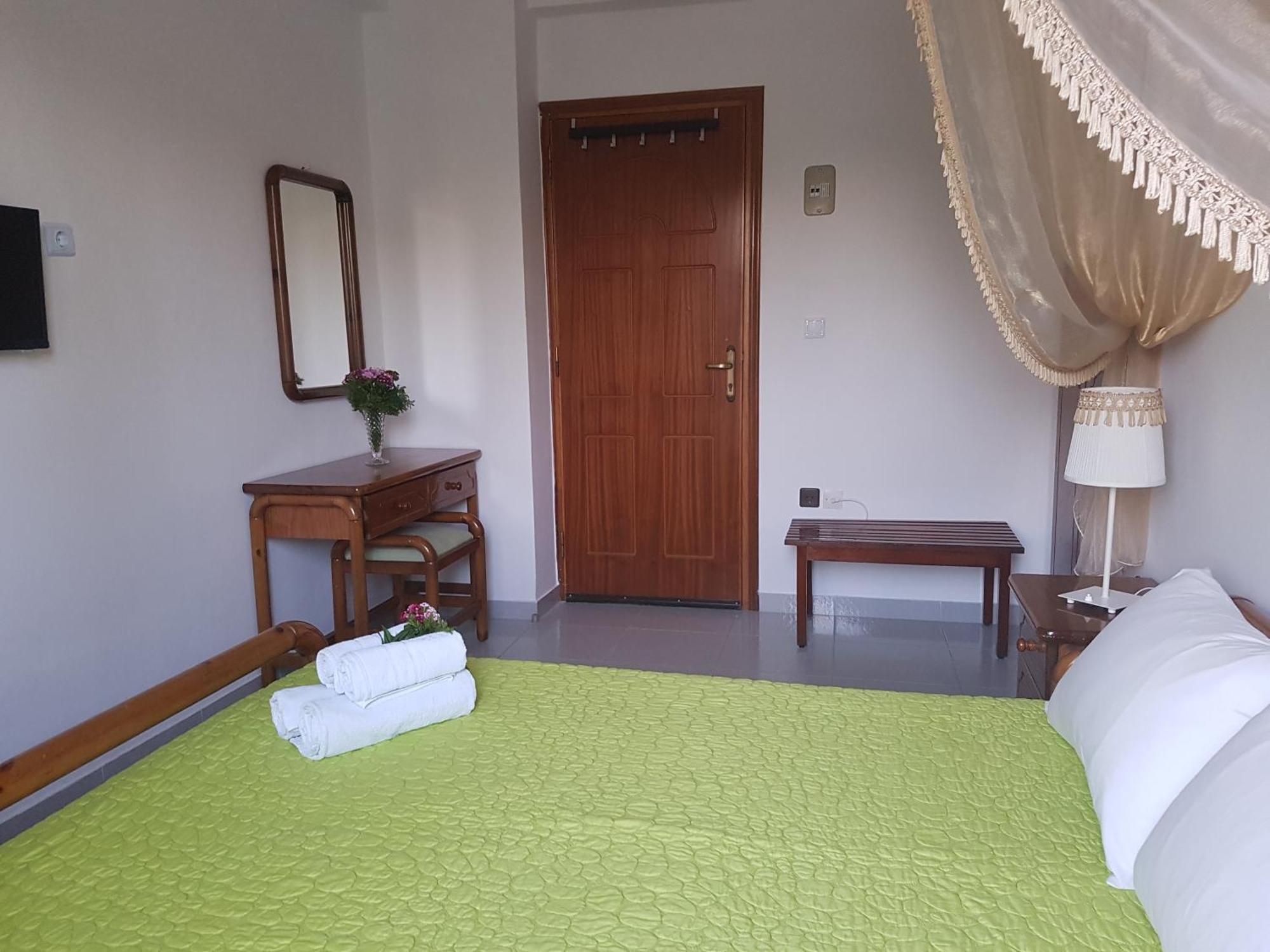 Georgia Old Town Apartments Rhodes City Habitación foto
